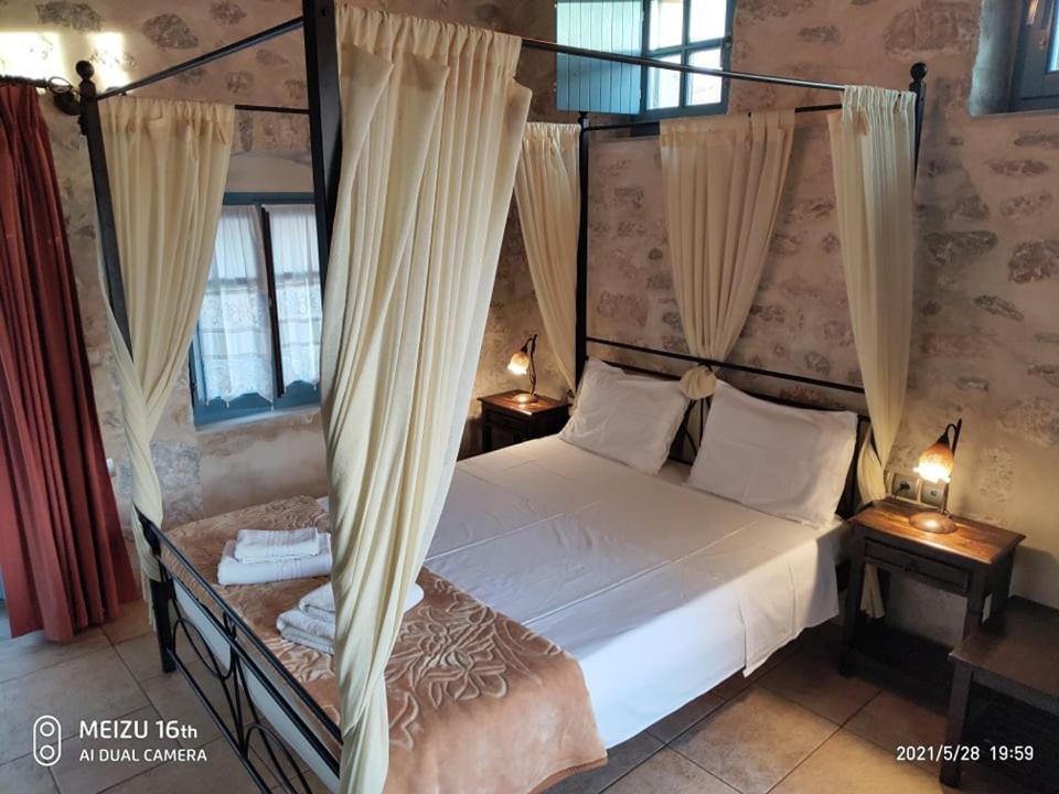 Petrounis Hotel Areopoli Zewnętrze zdjęcie